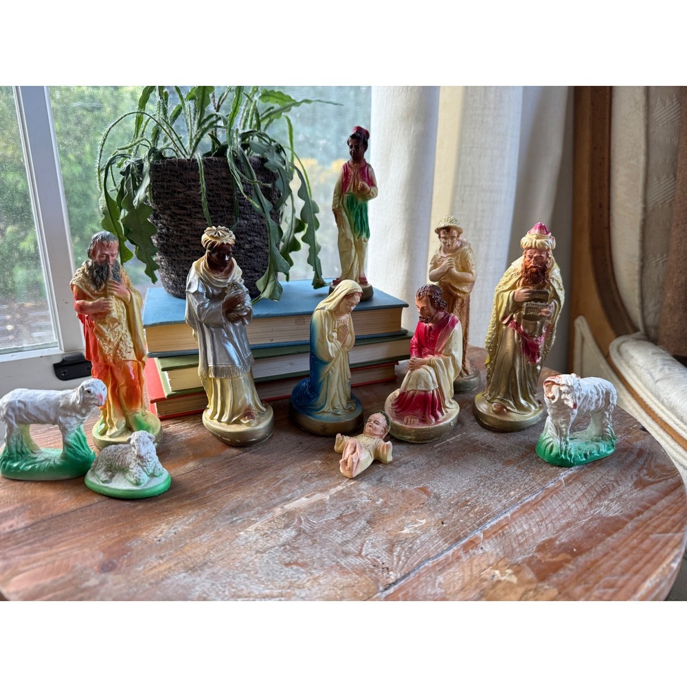 Vintage Chalkware Nativity Set 10  Christmas Figurines Mid Century Religious